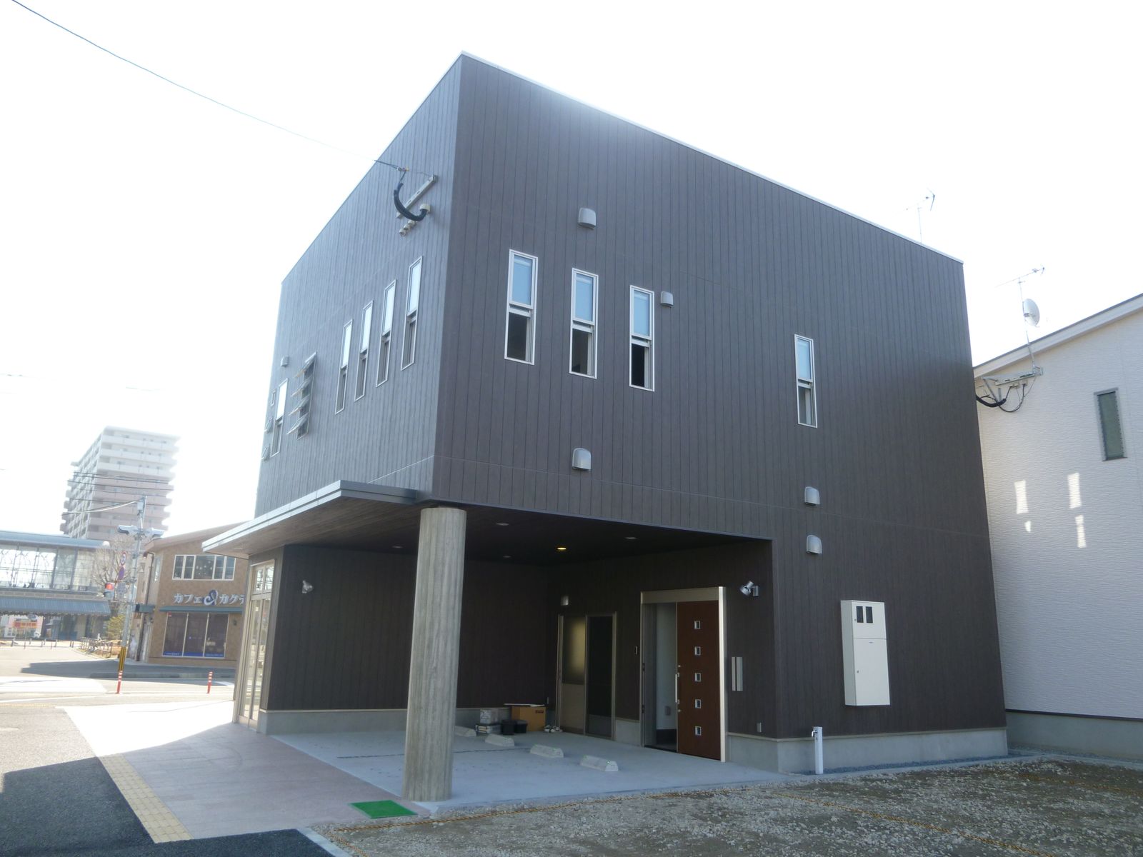 新築｜日向市Ｎ店舗併用住宅新築工事（上町） 写真1