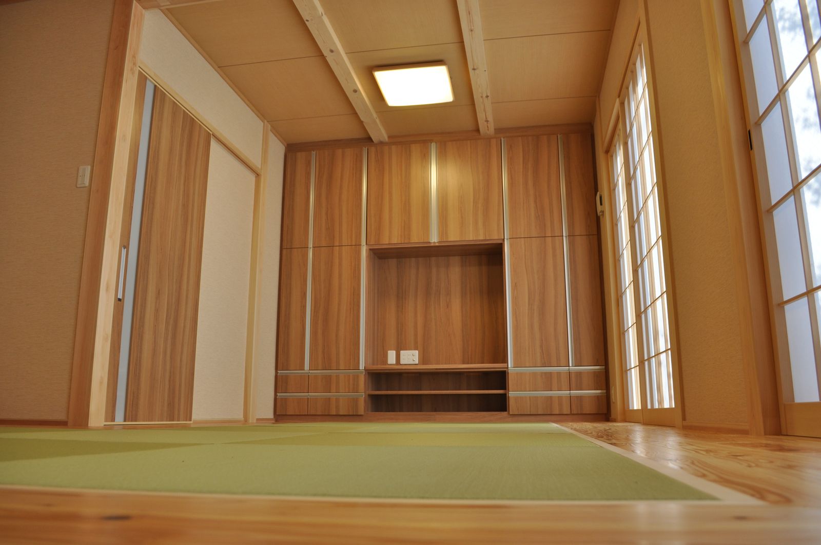 新築｜日向市UK邸新築工事（本町） 写真1